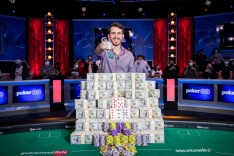 Deutscher Poker Spieler gewinnt die Weltmeisterschaft in Las Vegas!